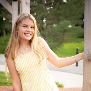 Meet your Posher, Hannah